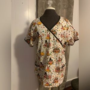 UA Thanksgiving scrubs size XL